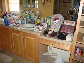 mirrors, scales, bathroom stuff