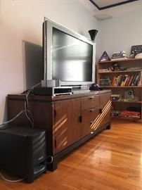 Dresser, Flat Screen TV
