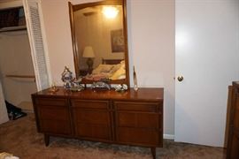 Matching dresser and mirror by Basic Whitz, mid-century