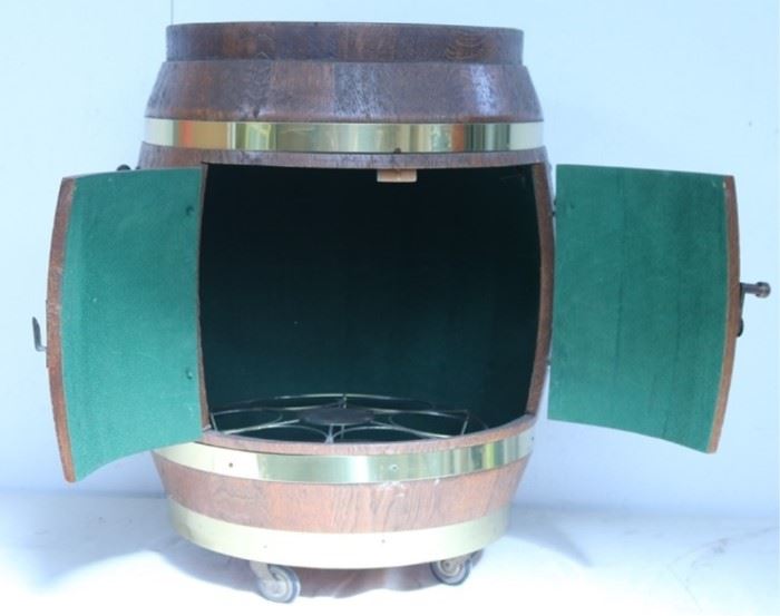 Vintage barrel cellaret