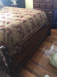 Early American full size bed