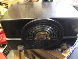 Vintage Zenith Radio