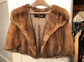 Ladies Mink Capelet