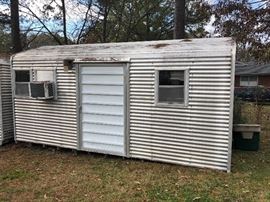 Aluminum Building 8 x16