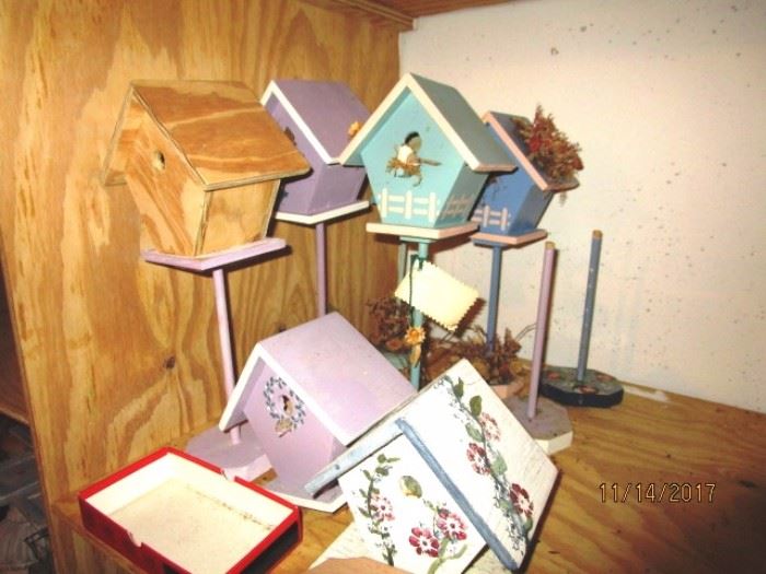 Birdhouse decor various states