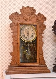 BUY IT NOW! Lot # 100, Hand Carved Wood 31 Day Shelf / Mantle Gingerbread Clock, $200