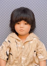 BUY IT NOW! Lot #163, Annette Himstedt Doll (Makimura), The World Child Collection.  (Comes w/ original box & shipper), $200