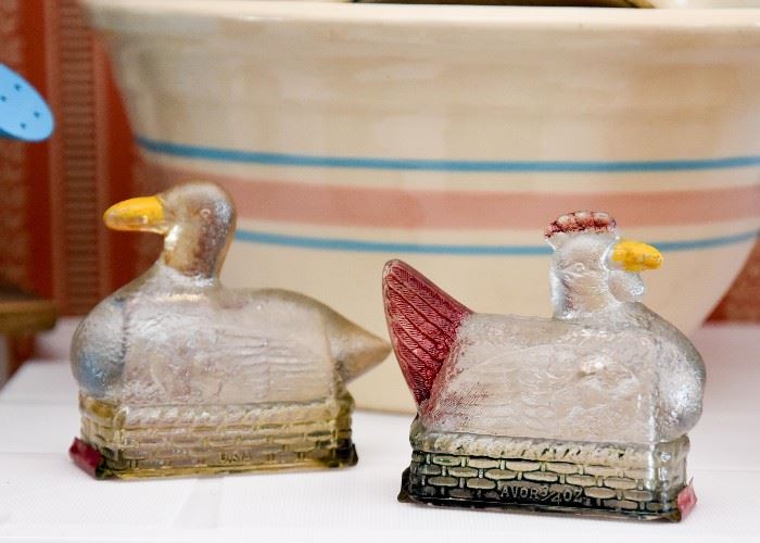 BUY IT NOW!  Lot #209, Pair of Vintage Avor Glass Candy Containers (Duck & Chicken), $60