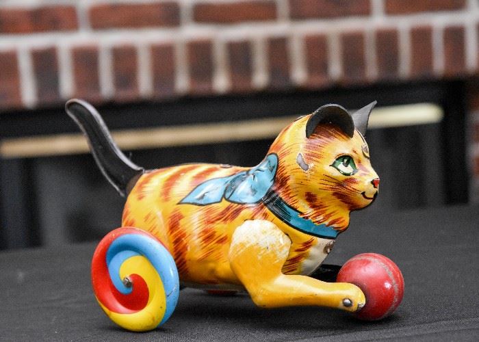 SOLD--Lot #240, Vintage Mar Toys Tin Litho Cat Toy, $20