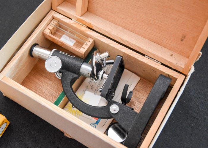 Perfect Toy Microscope with Box & Slides 