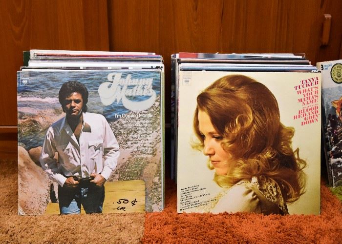 Over 70 Albums / LP's, Mostly Country Music 