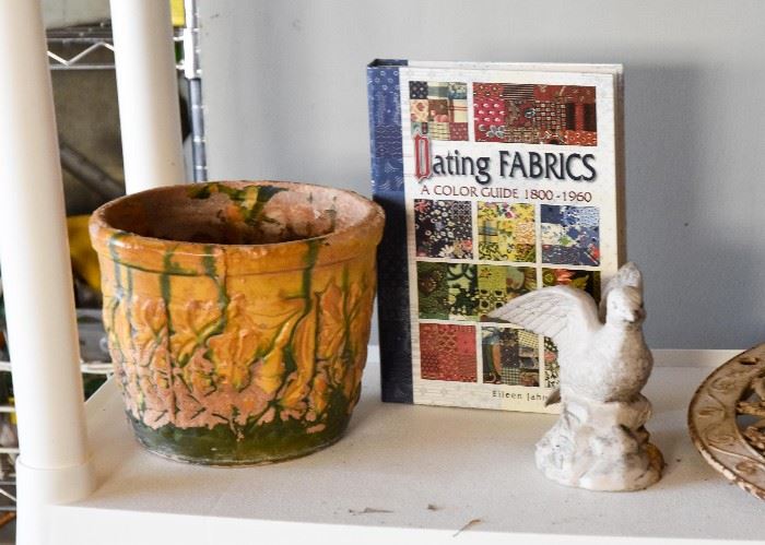Flower Pots, Dating Fabrics Book