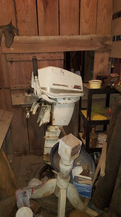 Chrysler 20 HP Outboard Motor