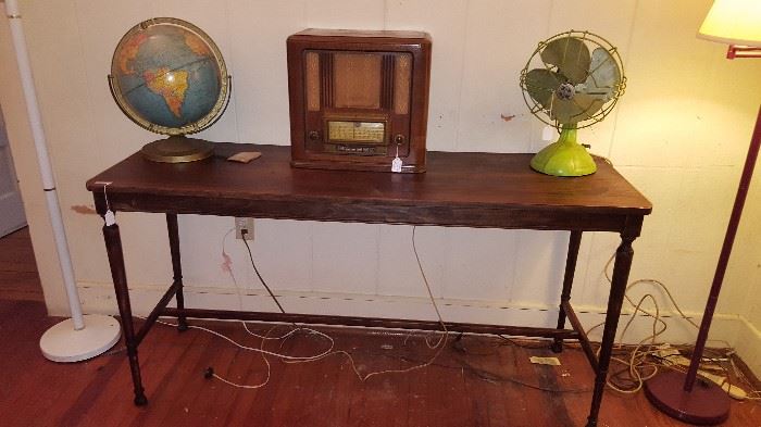 Console Table, Globe, Table Wood Radio, Cool Green Fan
