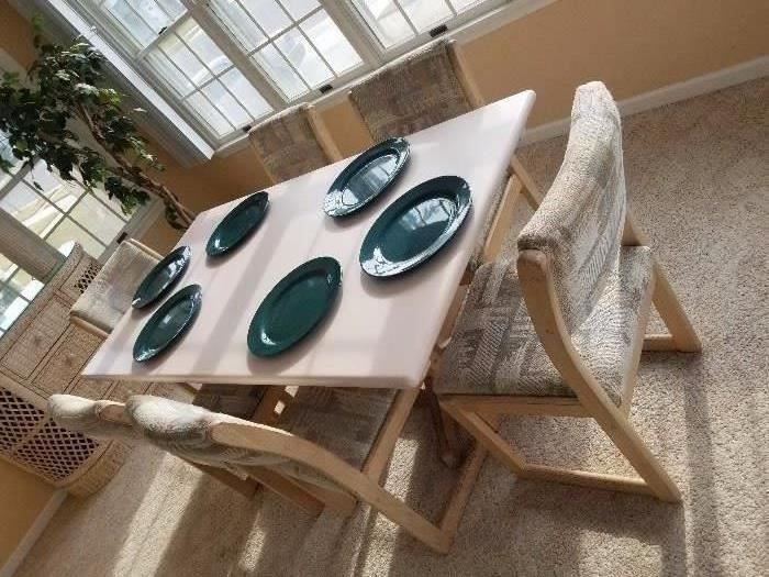 Dining set with 6 chairs - Corian top