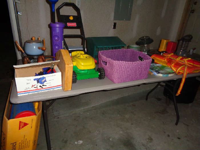 TOYS AND GARAGE ITEMS