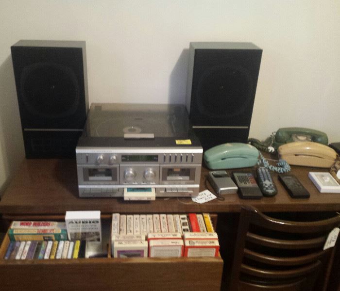 stereo, speakers, desk, 8-track, cassettes