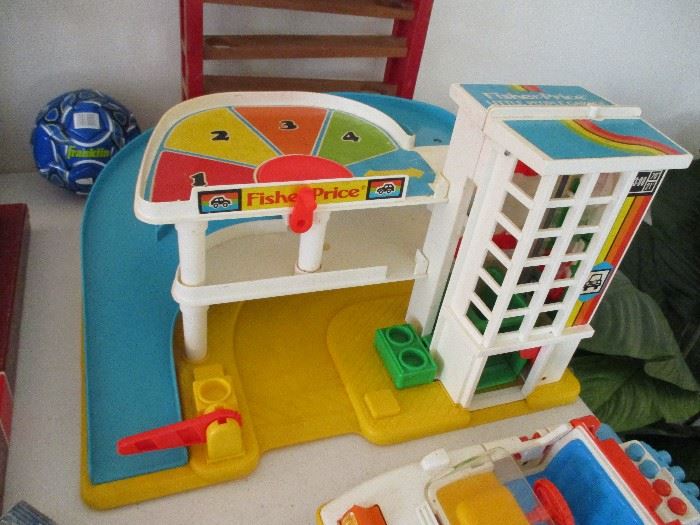 Vintage Fisher Price Little People Garage.  There are no accessories