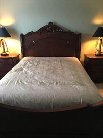 MCFERRAN HOME FURNISHINGS QUEEN SLEIGH BED AND VISCO COMFORT MATTRESS 
**PRESELLING