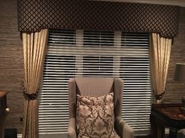 CURTAINS 