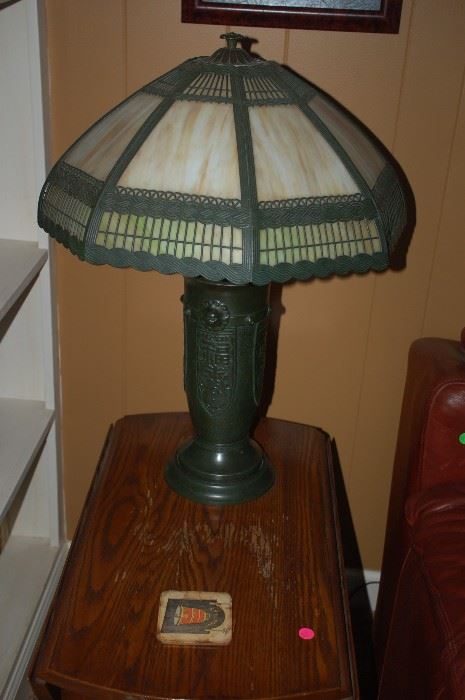 Very nice Tiffany style lamp, metal shade with stained glass