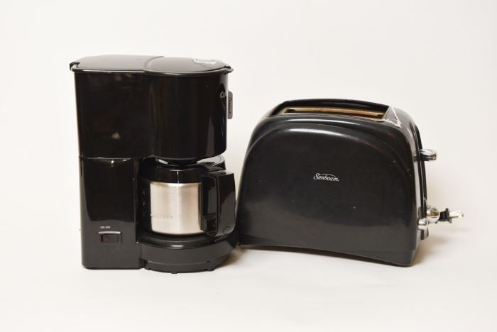Sunbeam Toaster And Four Cup Cuisenart Coffee Maker