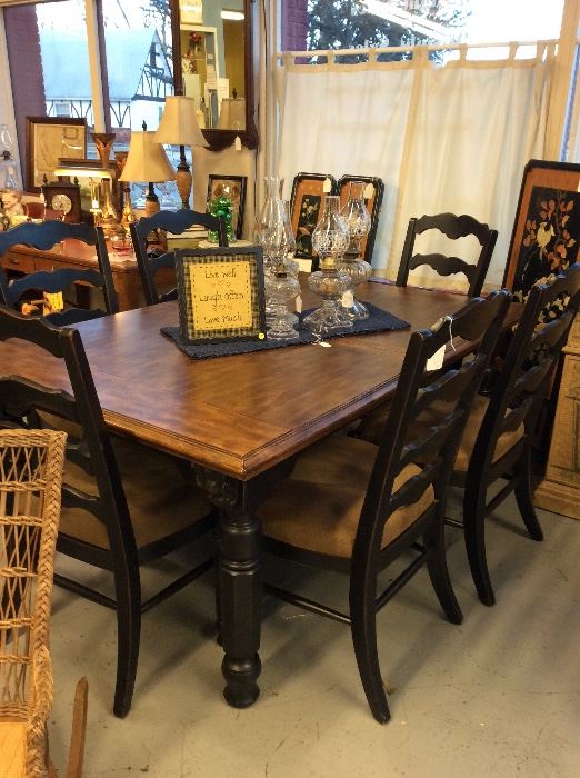 Last chance for this beautiful table with leaf and 6 chairs
