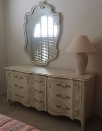 Heritage Solid Wood Dovetailed King Bedroom Suite: King Bed Frame, Dresser, Mirror and Pair of Nightstands