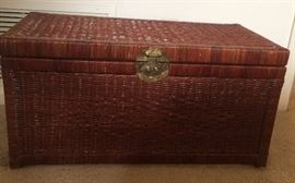 Vtg Wicker Trunk