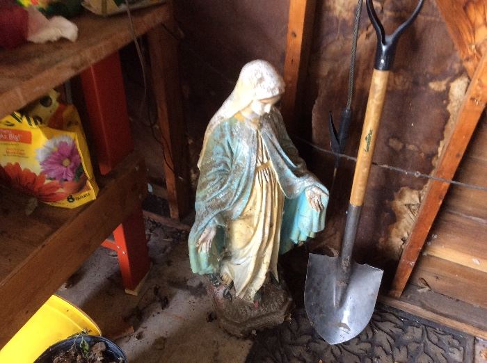 Large Mary/Madonna in concrete