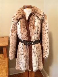Lynx jacket with optional belt. Very sporty!