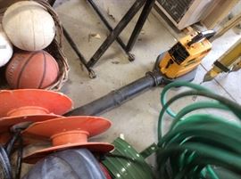 leaf blower