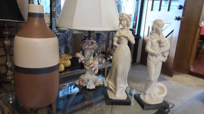 Capidemonte lamp, A Santoni Figurines