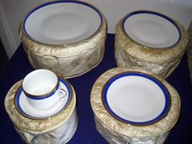 Richard Ginori fine china - Italy, complete set for 12.