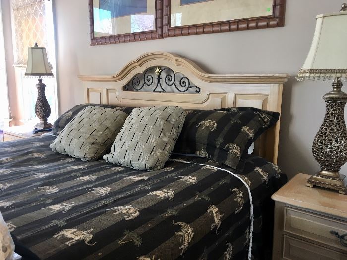 King size bed & bedroom furniture from Thomasville  (the linens have sold)