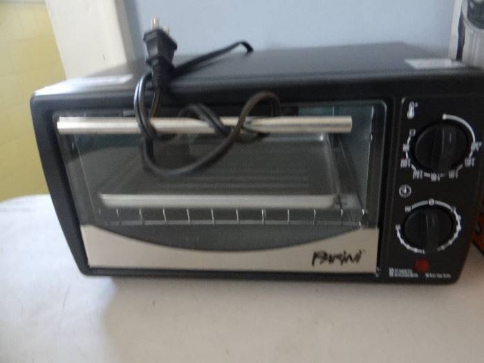 Parini toaster oven.