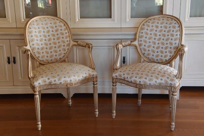 PAIR OF LOUIS XVI STYLE FAUTEUIL CHAIRS