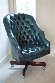 TUFTED LEATHER DESK CHAIR
