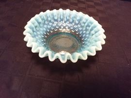 Hobnail ruffle dish