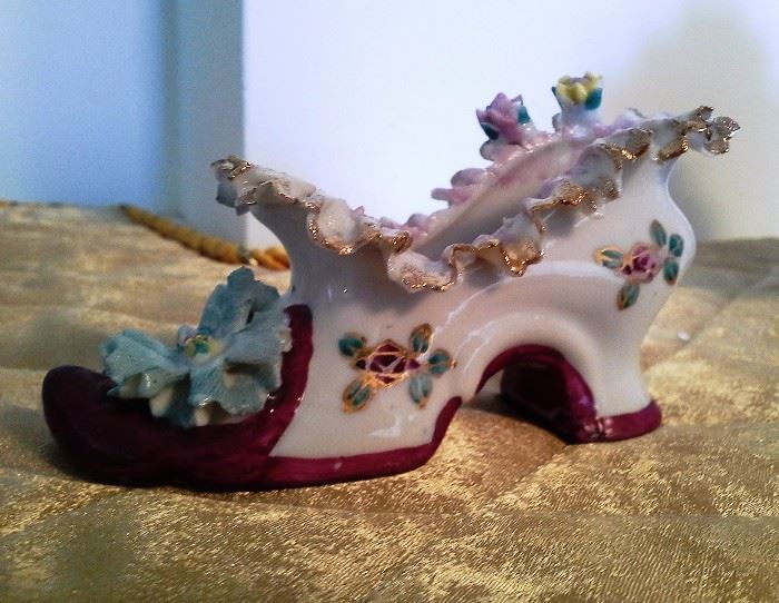 Porcelain Shoe made in Occupied Japan