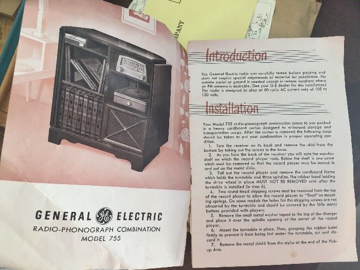 GE radio phonograph Model 755