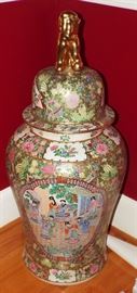Vintage Very Large Rose Medallion Porcelain Ginger Jar