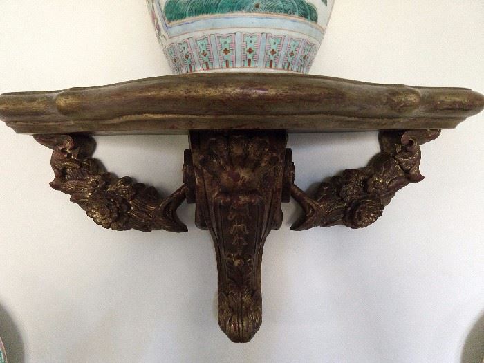 Yummy! A vintage wooden wall sconce.                               
What's better, an English scone or a wall sconce?