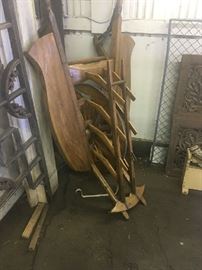 Chinese wheelbarrow, 19th century and earlier.