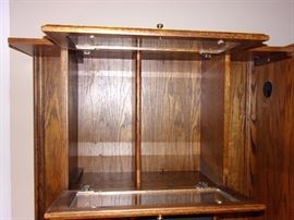 Creative idea's desk/hutch/builtin speakers and much more