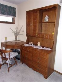Early american dresser/hutch and corner desk with chair