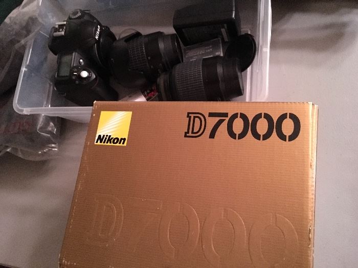 Nikon D7000 digital camera