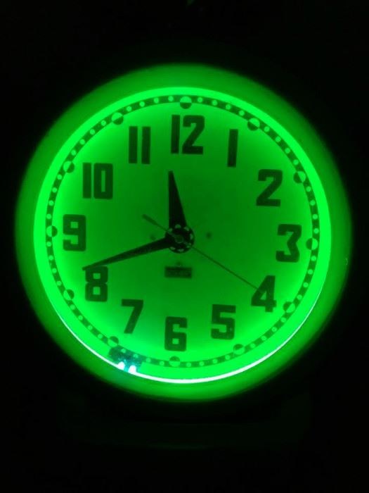 1940s Neon Clock