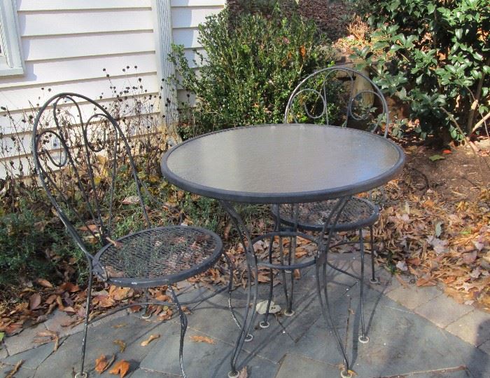 Iron Cafe Table & Chairs