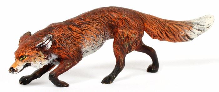 146 - MINIATURE COLD PAINTED BRONZE FIGURE OF A RED FOX, EARLY 20TH C, H 1 1/2", L 4 1/4"